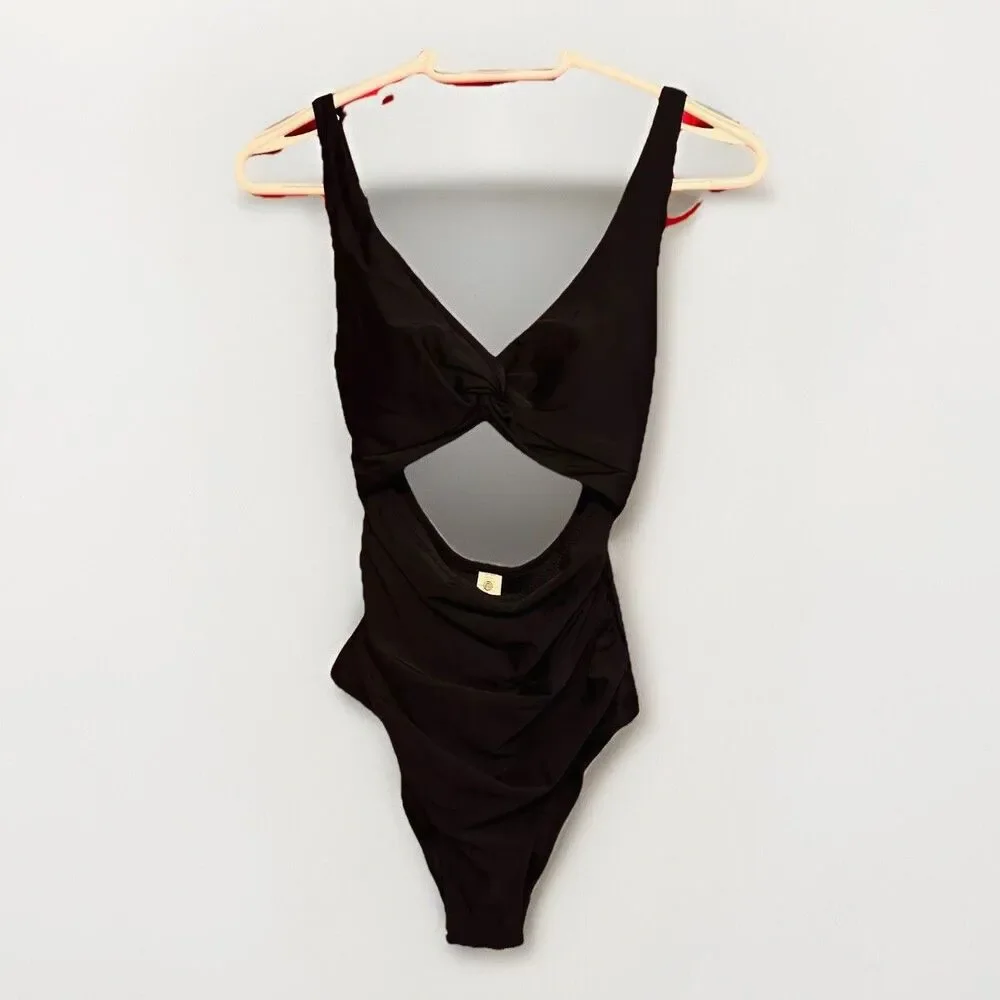 #8616 CHARMO WOMENS UPF 50+ ONE PIECE BATHING SUIT SIZE S